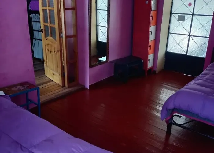 Aguaymanto Hostal *